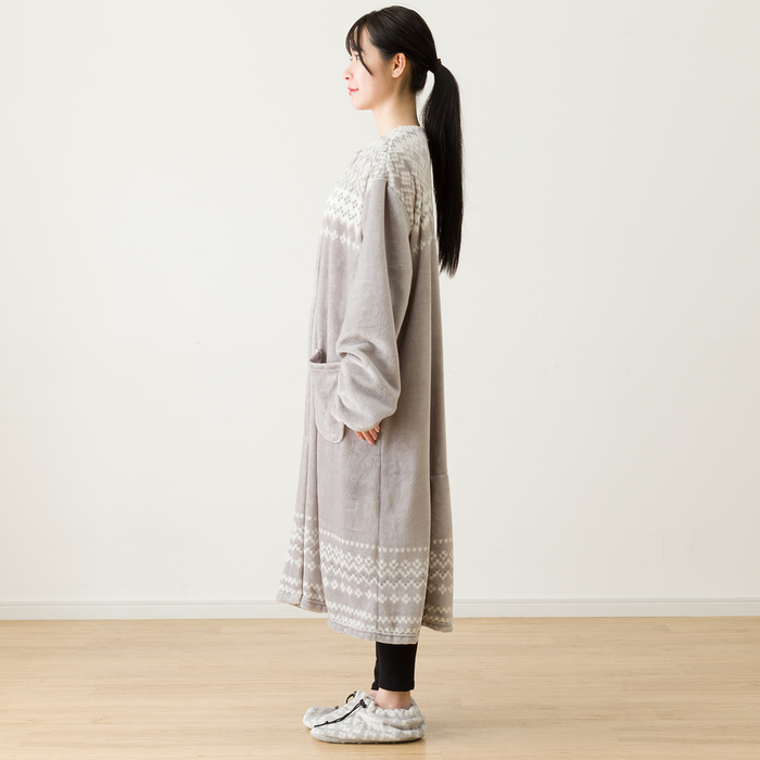 니토리 N-웜 라운드 미들 가운 (M)