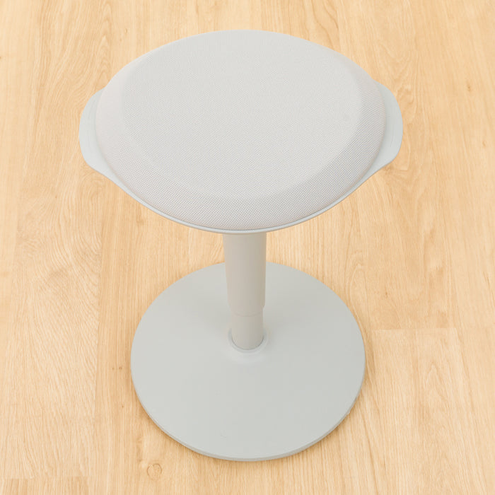 니토리 스탠딩 밸런스의자 OC301