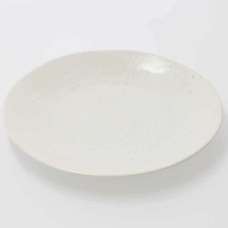 니토리 초경량 카루에클레 시로카라츠 원형 접시(L)